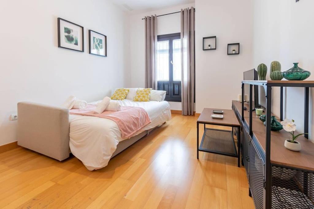 Jdcbl - Peaceful Wonderful Apartment In City Center Севілья Екстер'єр фото