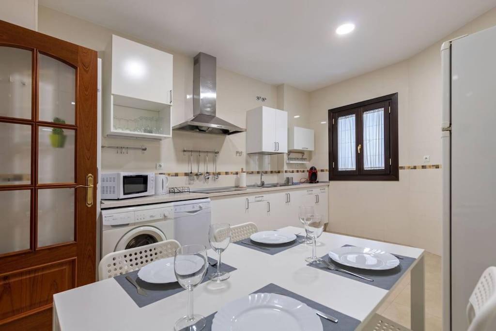 Jdcbl - Peaceful Wonderful Apartment In City Center Севілья Екстер'єр фото