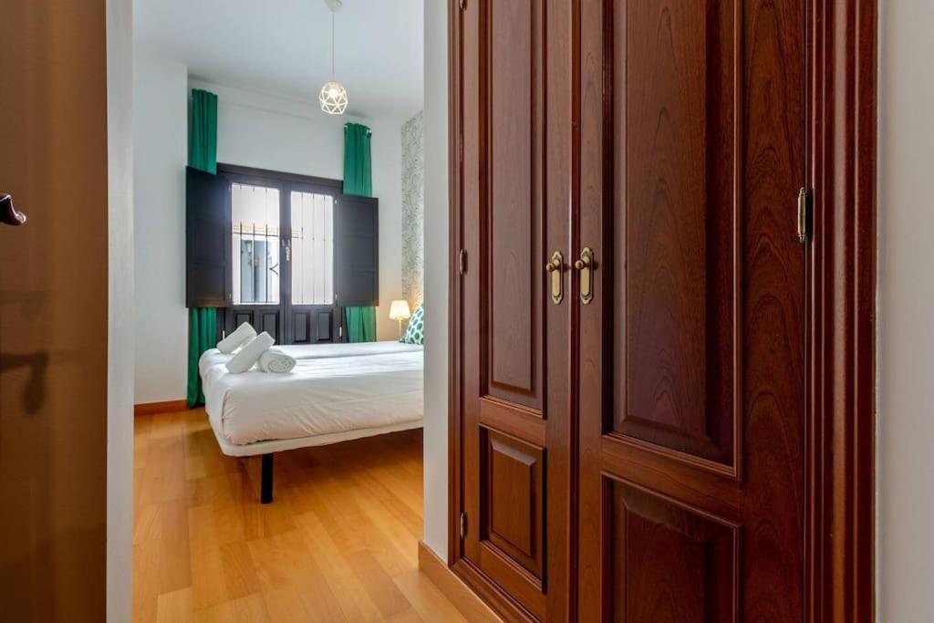 Jdcbl - Peaceful Wonderful Apartment In City Center Севілья Екстер'єр фото